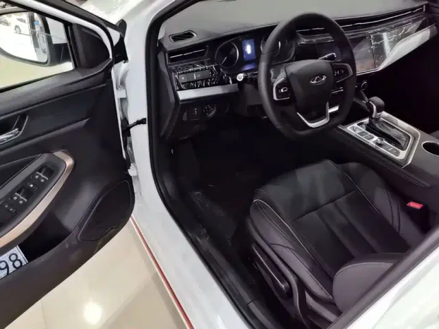 Chery Arrizo 5 PLUS — Фото автомобиля 15