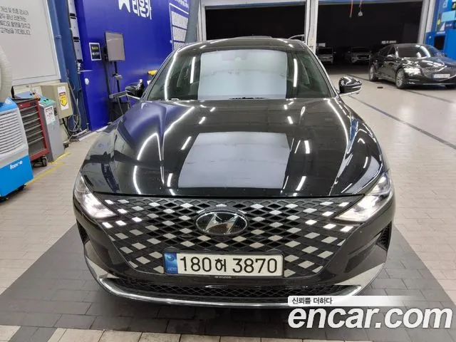 Фотография автомобиля — Hyundai Grandeur Grandeur (New)