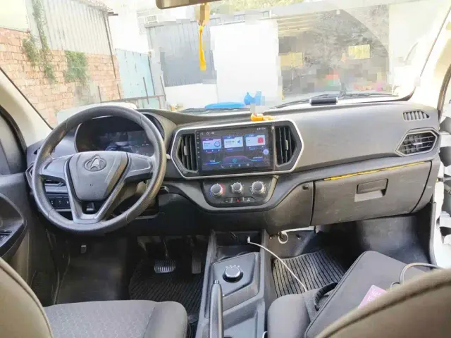 Changan Ruixing EM80 — Фото автомобиля 12
