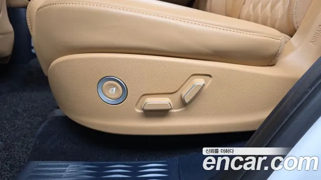 Genesis GV80 — Фото автомобиля 29