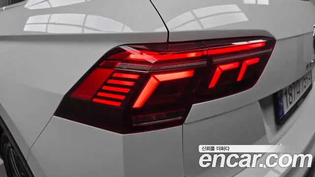 Volkswagen Tiguan Tiguan 2 поколение 2.0 TDI Prestige — Фото автомобиля 23