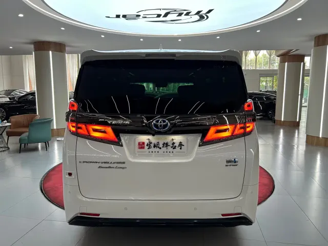 Toyota Vellfire — Фото автомобиля 6