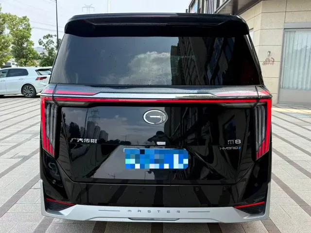 GAC Trumpchi M8 — Фото автомобиля 15