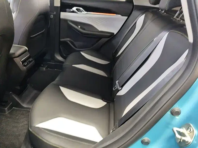 Geely Binyue — Фото автомобиля 16