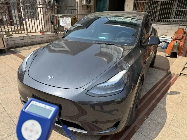 Фотография автомобиля — Tesla Model Y