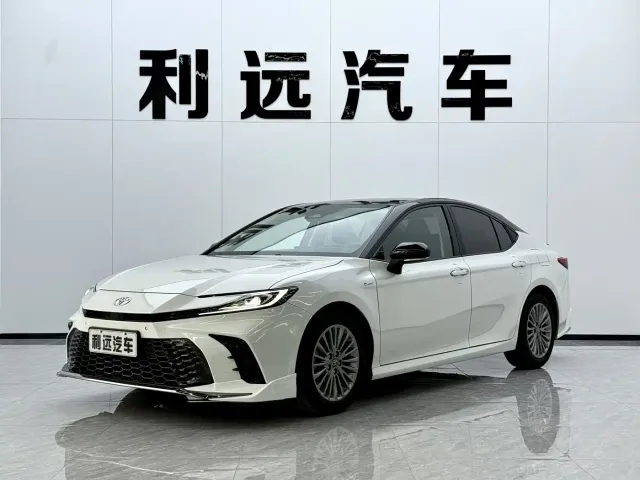 Фотография автомобиля — Toyota Camry