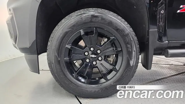 Chevrolet Colorado — Фото автомобиля 4