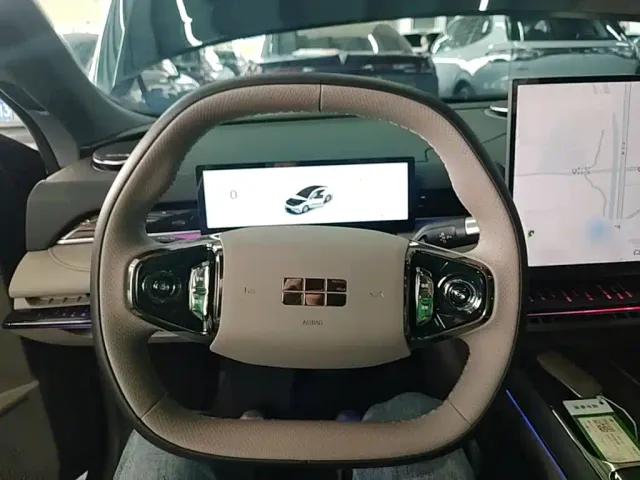 Geely Galaxy Xingyao 8 — Фото автомобиля 10
