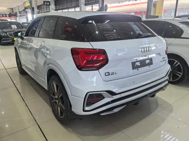Audi Q2L — Фото автомобиля 6