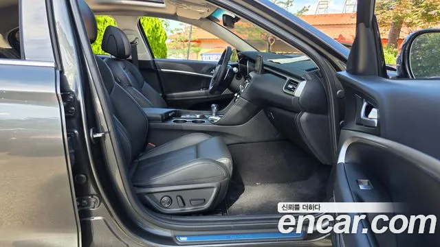 Genesis G70 Новый G70 Бензин 2.5T 4WD — Фото автомобиля 24