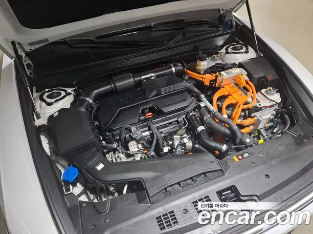 Hyundai Grandeur GN7 — Фото автомобиля 19