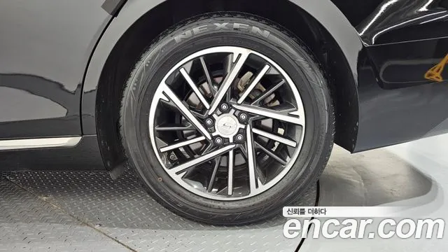 Hyundai Grandeur Новый Grandeur IG — Фото автомобиля 21