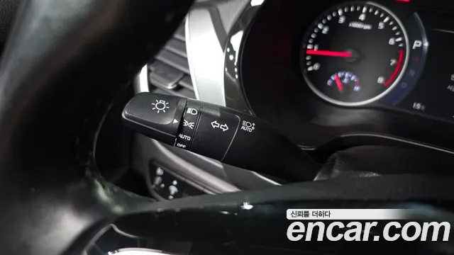 Kia Seltos Seltos Бензин 1.6 турбо 2WD — Фото автомобиля 19