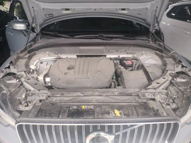 Volvo XC60 — Фото автомобиля 18