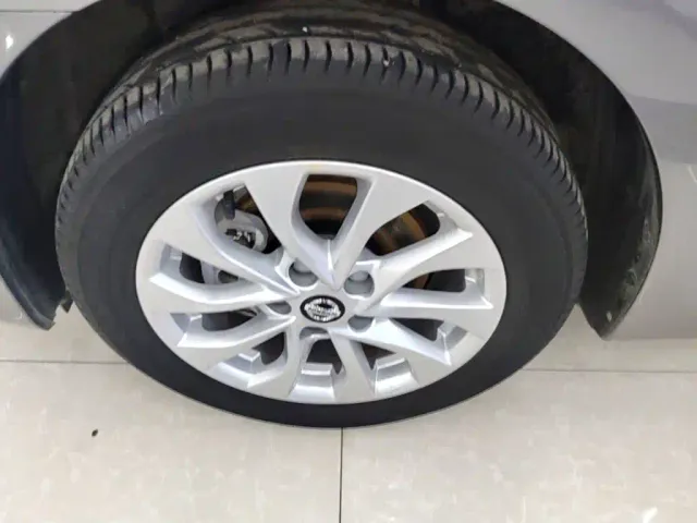 Nissan Sylphy — Фото автомобиля 22