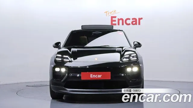 Porsche Macan — Фото автомобиля 3