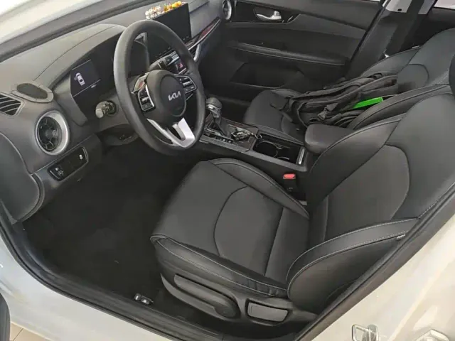 Kia K3 — Фото автомобиля 14