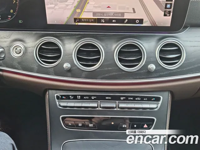 Mercedes-Benz E-Class W213 — Фото автомобиля 16