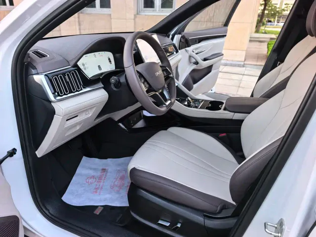 BYD Song PLUS — Фото автомобиля 12