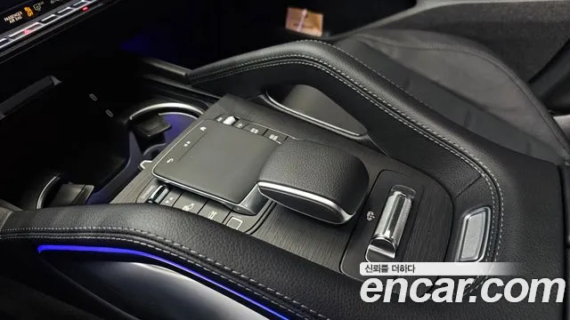 Mercedes-Benz GLE-Class — Фото автомобиля 22