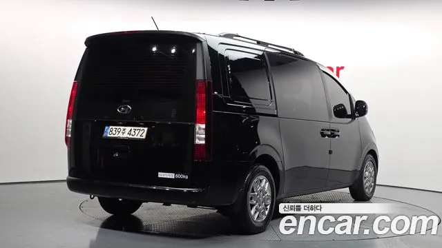 Hyundai Staria Staria Карго 5 мест — Фото автомобиля 2