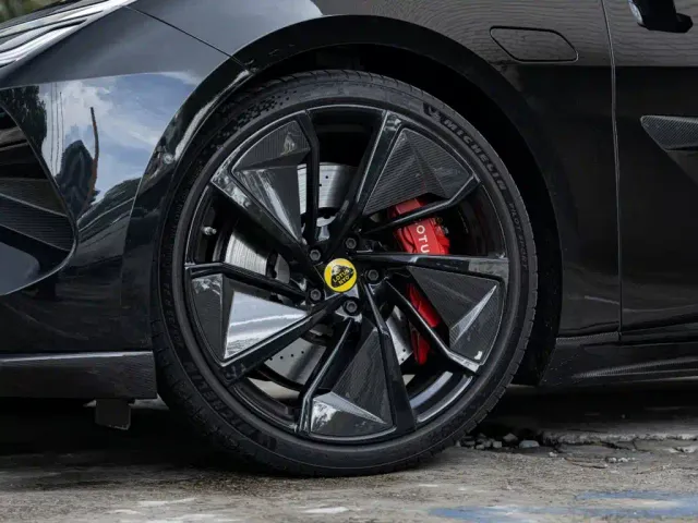 Lotus Emeya — Фото автомобиля 8