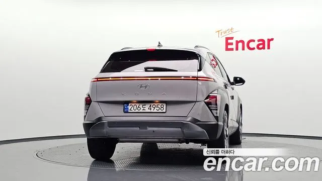 Hyundai Kona Kona (SX2) Бензин 2.0 2WD — Фото автомобиля 3
