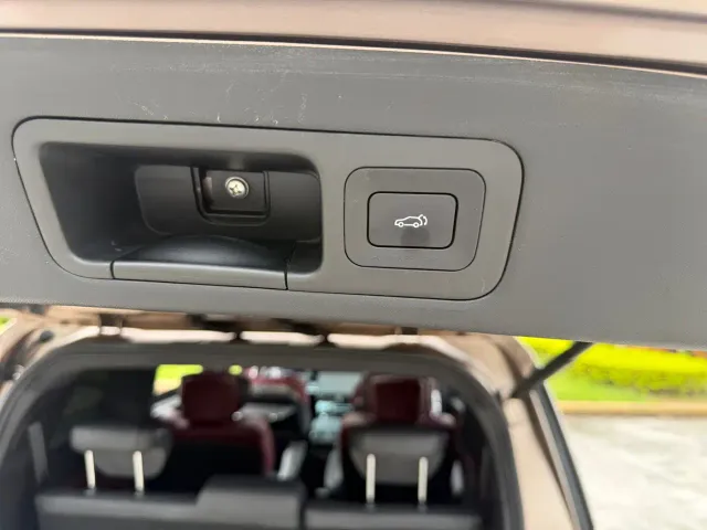 GAC Trumpchi M8 — Фото автомобиля 21