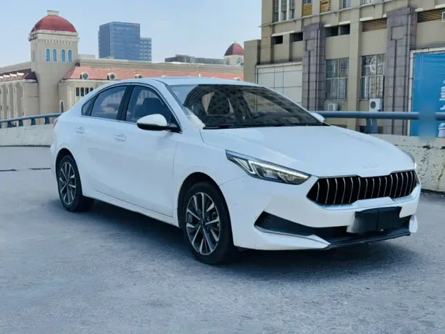 Kia K3 — Фото автомобиля 15