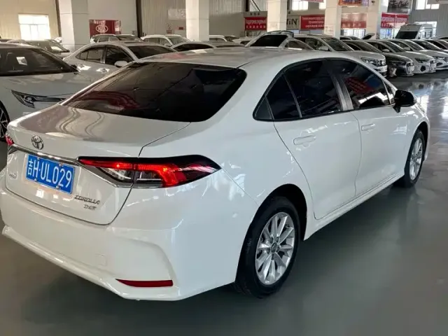 Toyota Corolla — Фото автомобиля 3