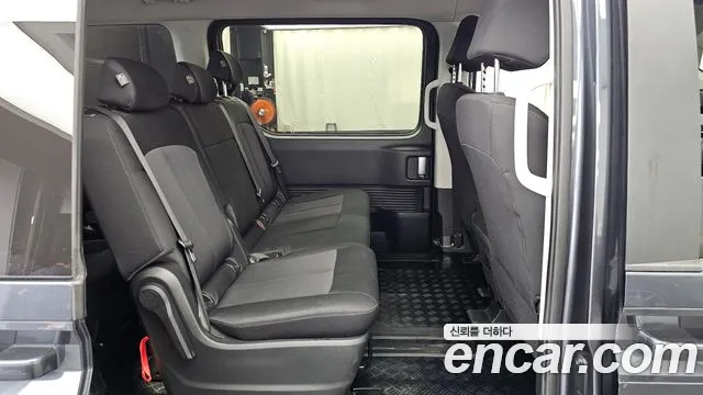 Hyundai Staria Staria Tourer 11 мест — Фото автомобиля 12