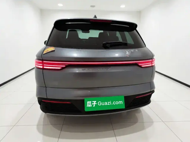 BYD Song Pro — Фото автомобиля 5