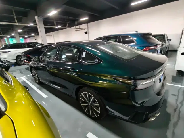 Chery Arrizo 8 — Фото автомобиля 6