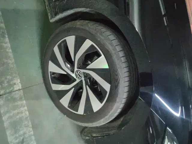 Volkswagen Passat — Фото автомобиля 6