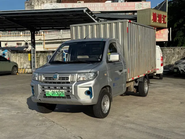 Фотография автомобиля — Ruichi New Energy EC71