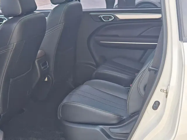 GAC Trumpchi M6 — Фото автомобиля 5