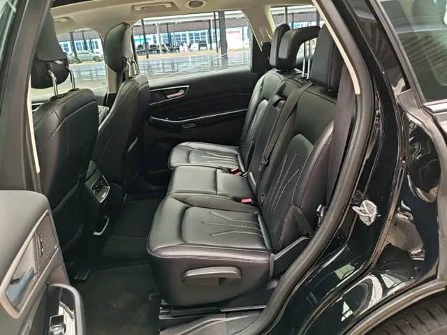 Ford Edge — Фото автомобиля 16