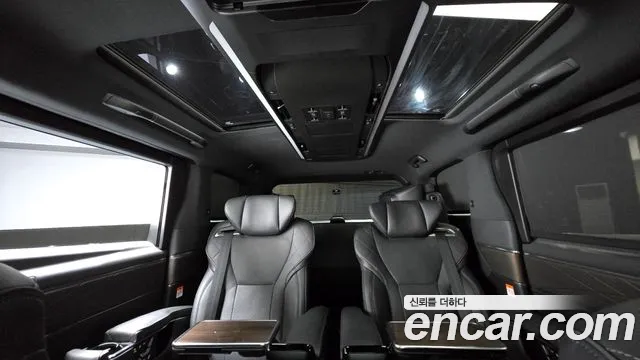 Toyota Alphard — Фото автомобиля 15