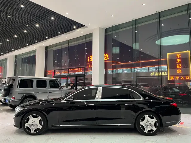 Mercedes-Benz Maybach S-Class — Фото автомобиля 12