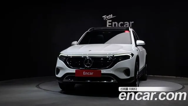 Mercedes-Benz EQB X243 — Фото автомобиля 3