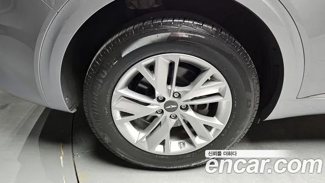 Genesis GV70 2.5T Бензин AWD — Фото автомобиля 5