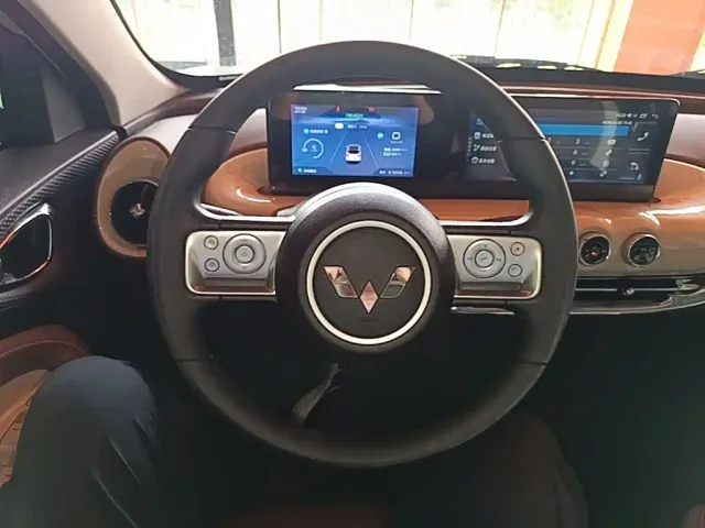 Wuling Bingo — Фото автомобиля 10