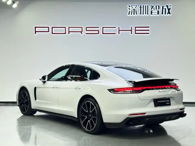 Porsche Panamera — Фото автомобиля 7