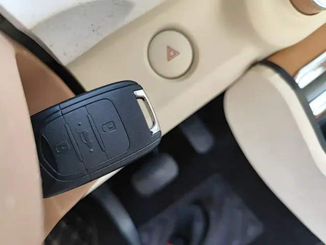 Wuling Hongguang Mini EV — Фото автомобиля 8
