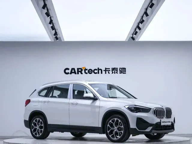 BMW X1 — Фото автомобиля 5