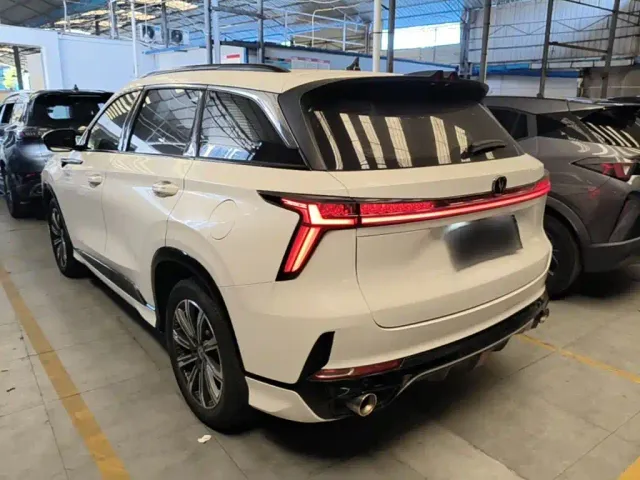 Changan CS75 Plus — Фото автомобиля 4