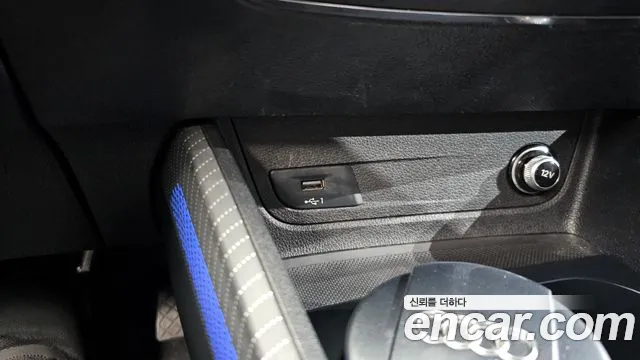 Audi Q2 35 TDI Premium — Фото автомобиля 26