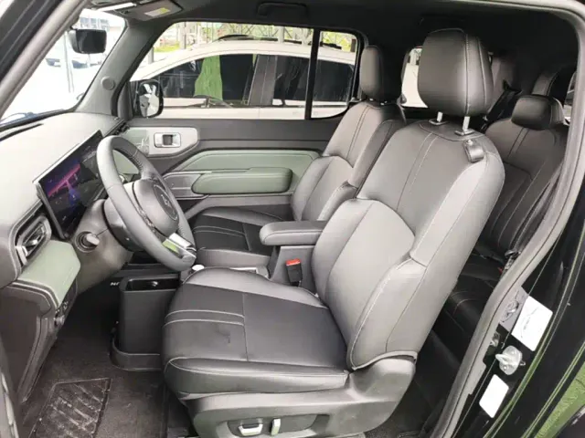 Baojun Yep — Фото автомобиля 10