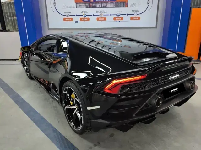 Lamborghini Huracan — Фото автомобиля 4