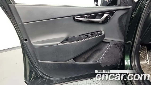 Kia EV6 — Фото автомобиля 13